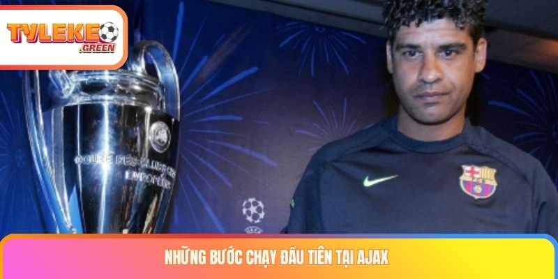Frank Rijkaard Là Ai? Sự Nghiệp Cầu Thủ & Huấn Luyện Viên Frank Rijkaard trong màu áo AC Milan